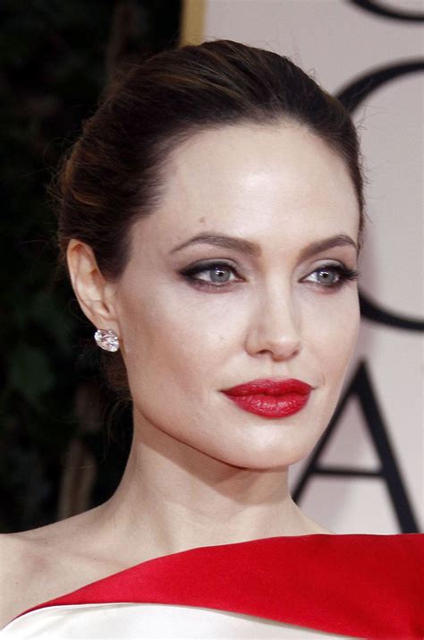 angelina jolie red lip.